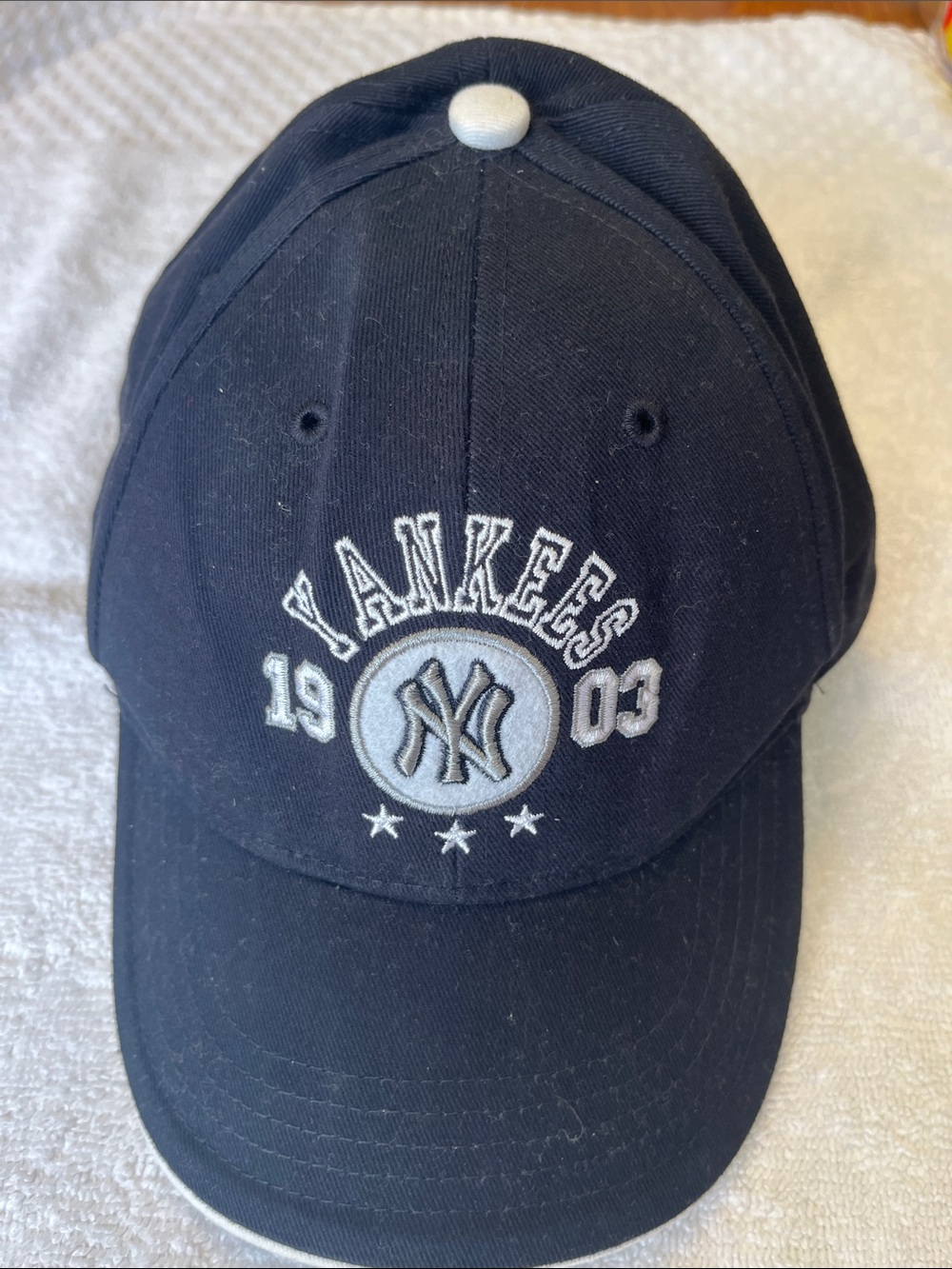 New York Yankees Toddler Black Baseball Hat with White Embroidery